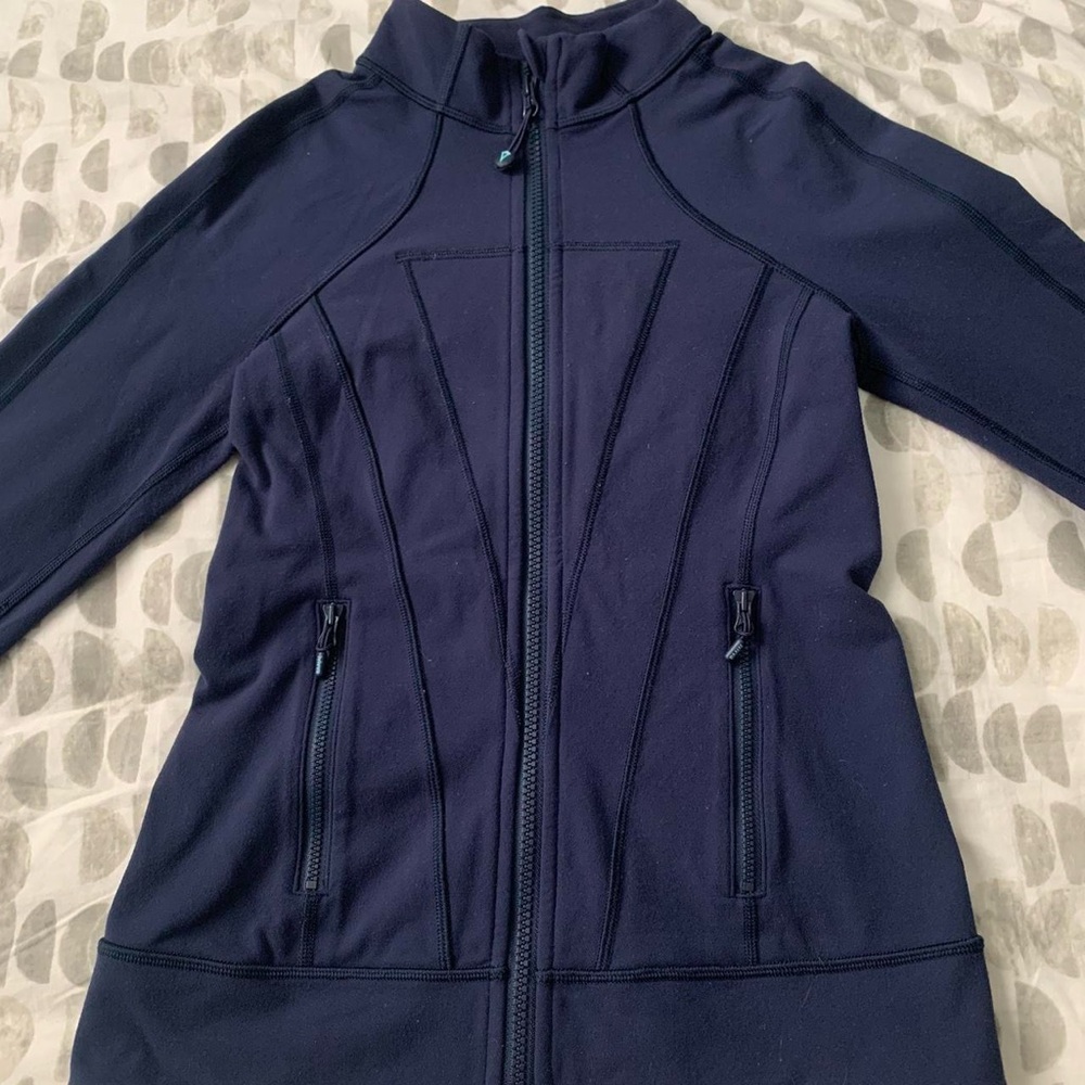 lululemon jacket